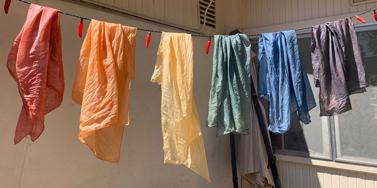 Dyeing Play Silks Primary Image