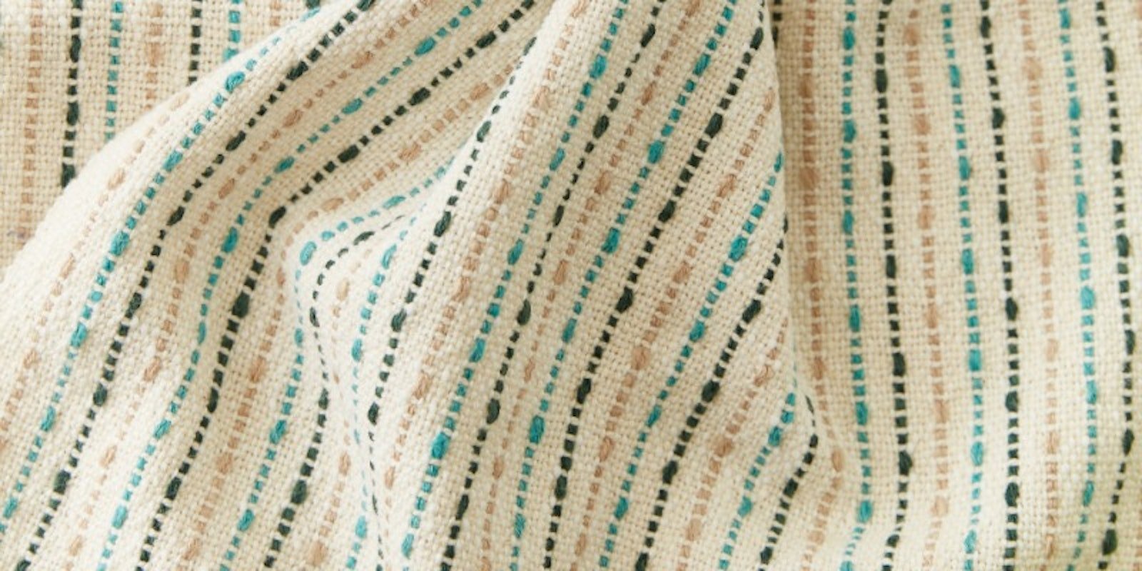 Little Looms Spring 2023 Call for Submissions: The Weaver’s Handshake Primary Image