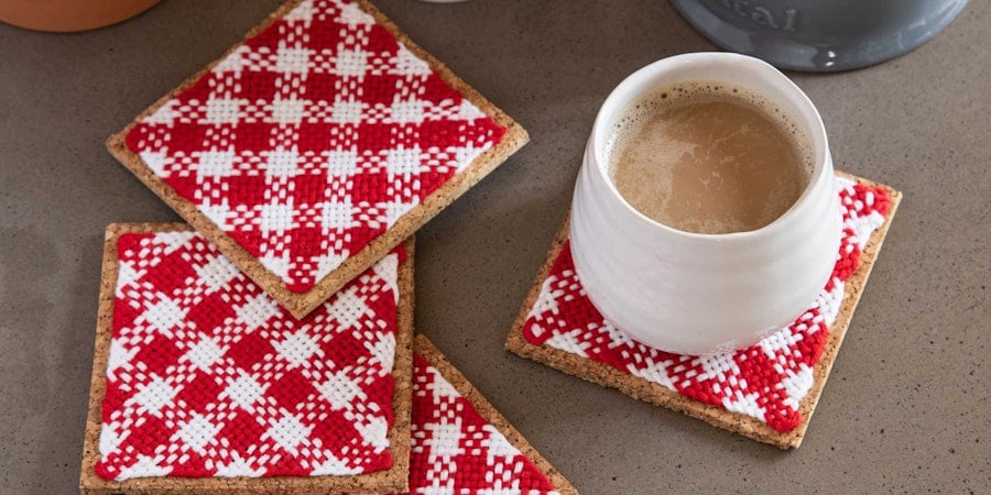 Pin-Loom Projects as Easy as 1-2-3 Image