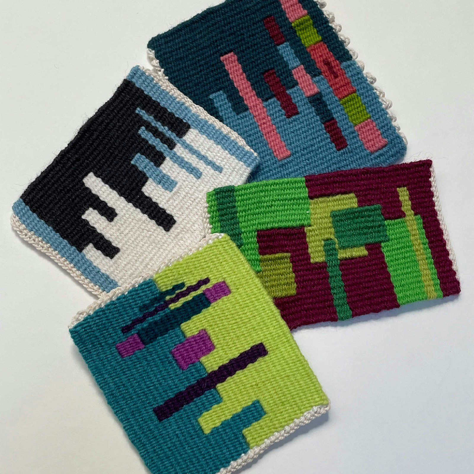 Weaving Basic Shapes in Tapestry Primary Image