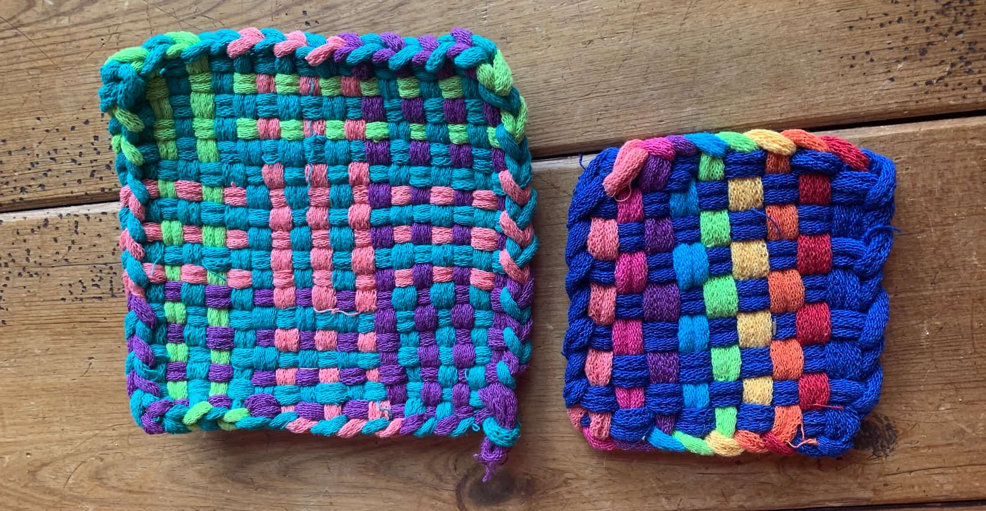 Weave a Mug Rug on a Potholder Loom in Three Easy Steps Image