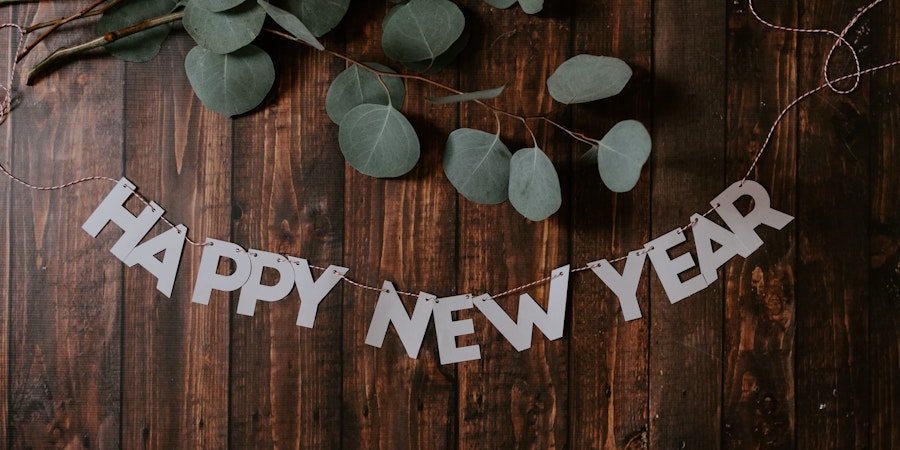 Weaving Resolutions for 2024 Image