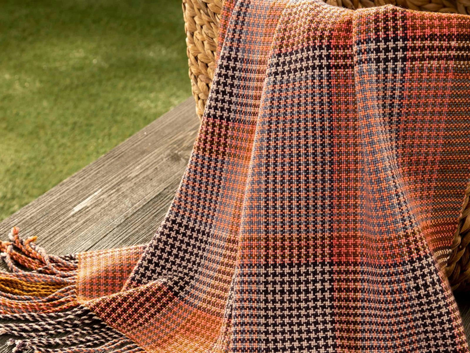 Rigid-Heddle Projects from the Pages of Handwoven Primary Image