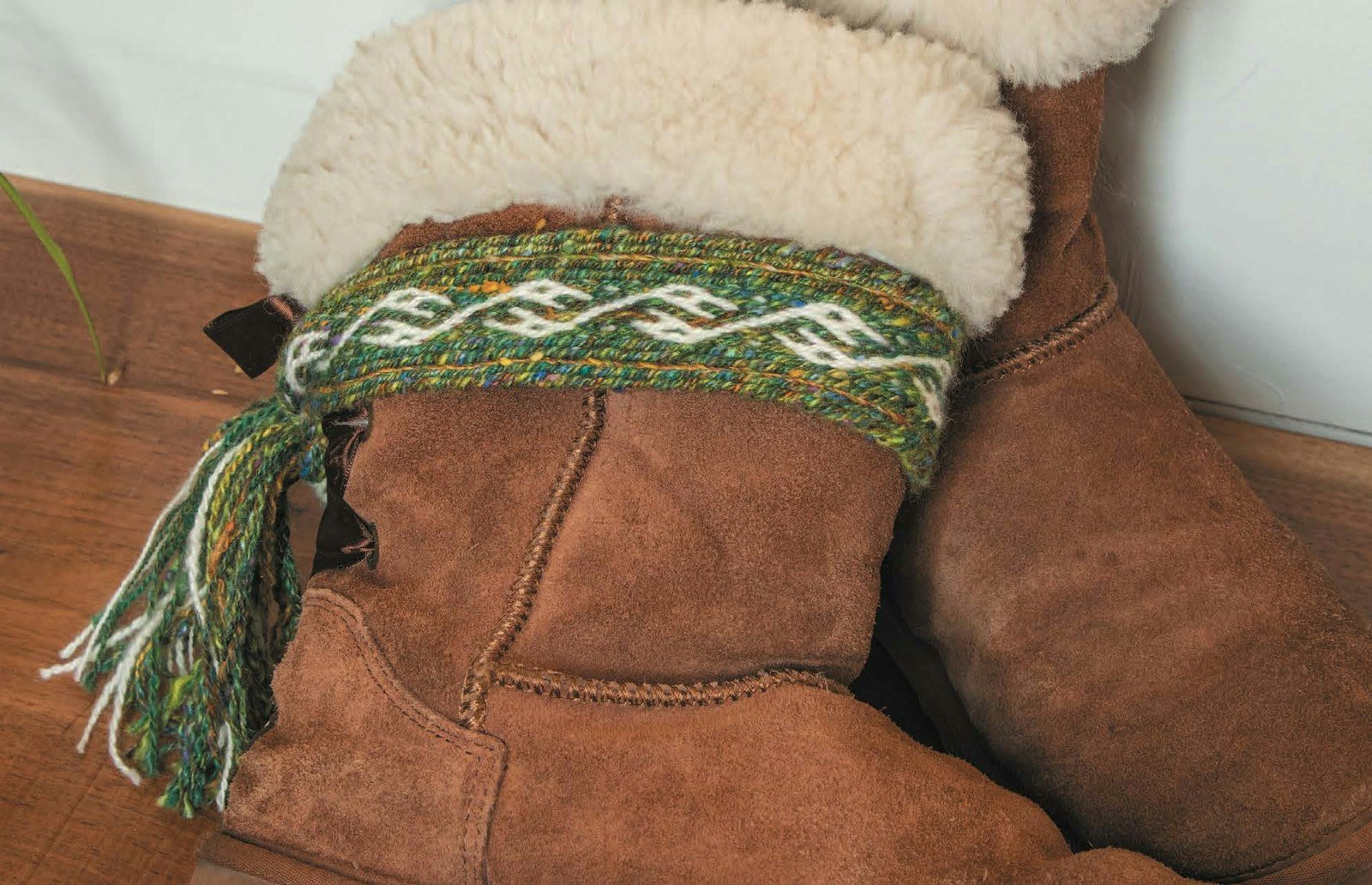 Tablet-Woven Treasures: New eBook with 5 Projects! Primary Image