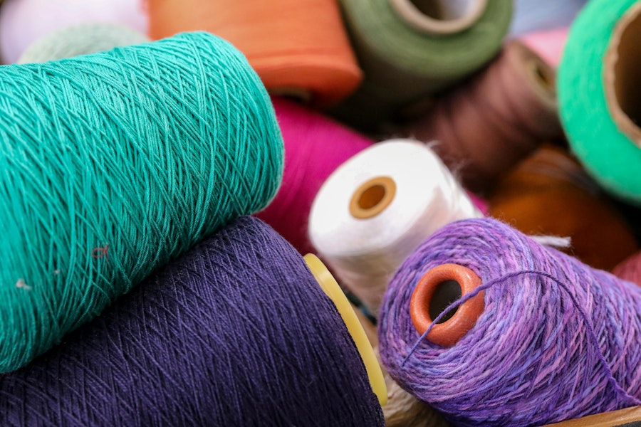 Skill Guide: Identifying Mystery Yarns Image