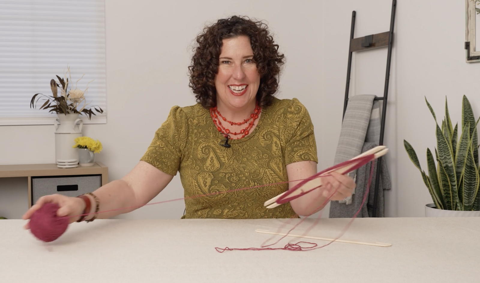 Video Tip: How to Wind a Stick Shuttle Primary Image