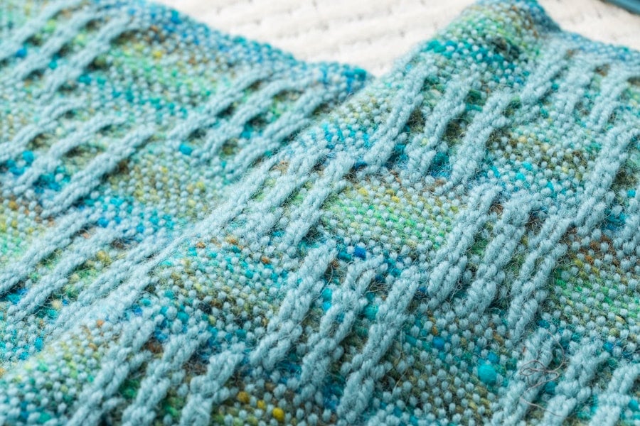 How to Fix Unwanted Floats in Your Weaving Image