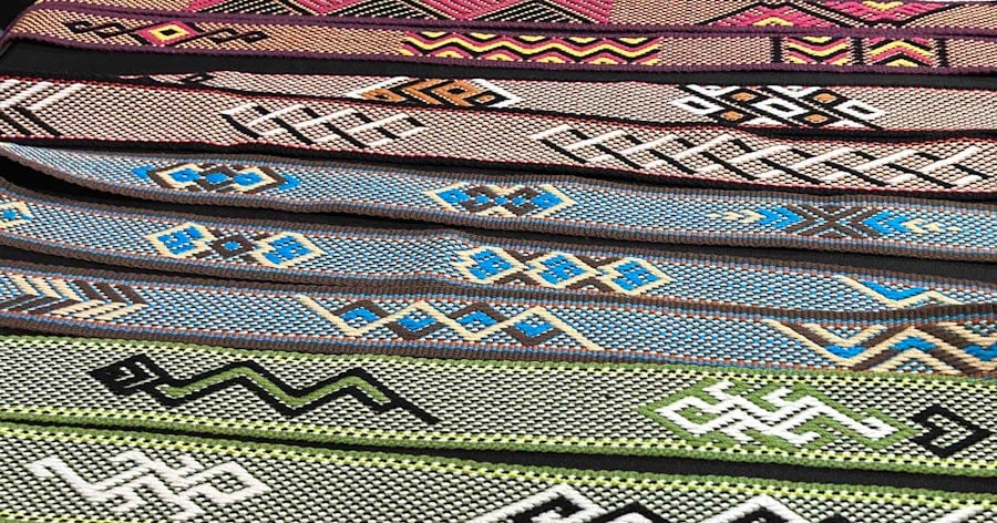 My New Obsession: Three-Color Pick-up on the Inke Loom Image