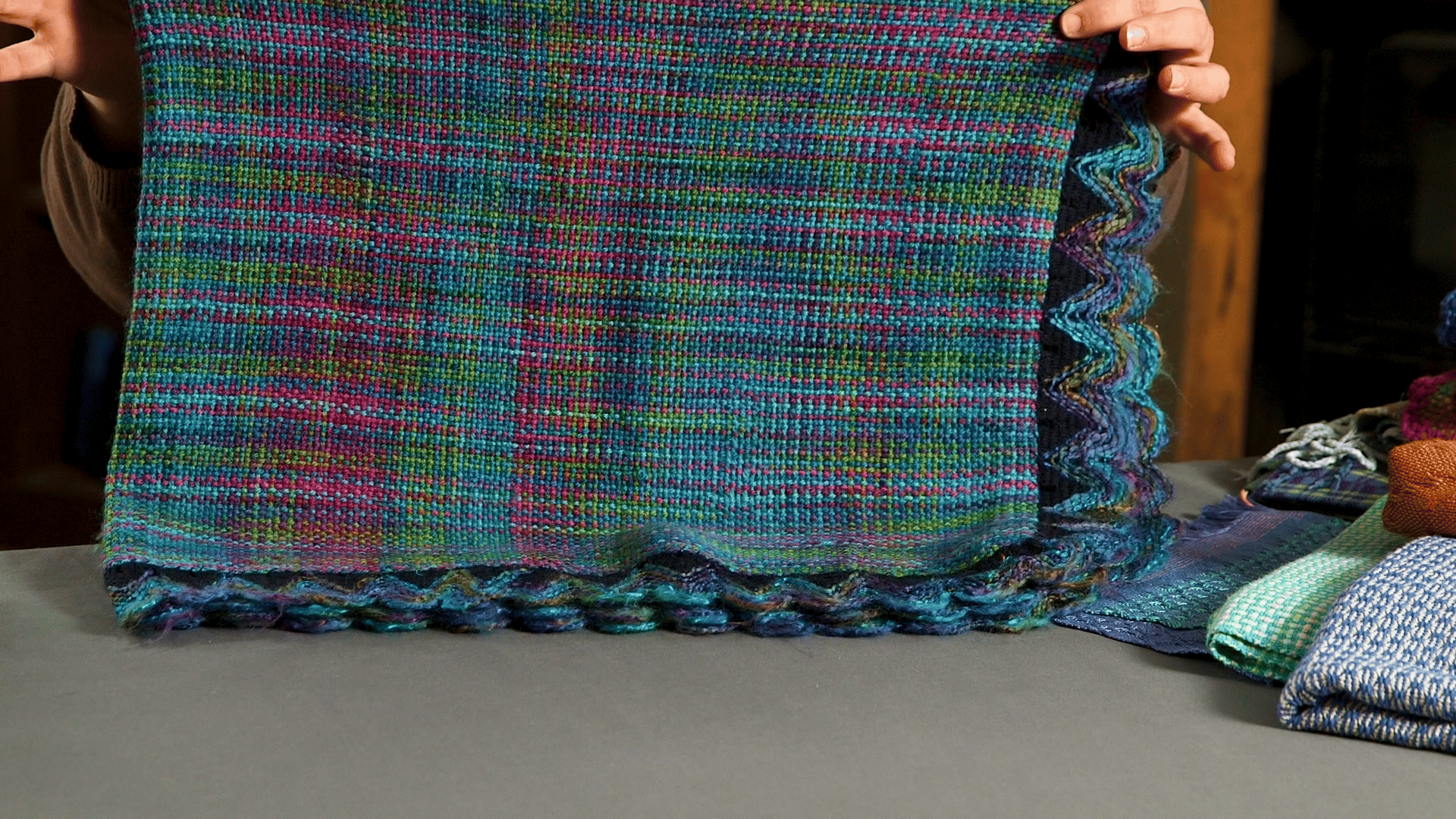6 Easy Ways to Elevate Your Selvedges with Trims Image
