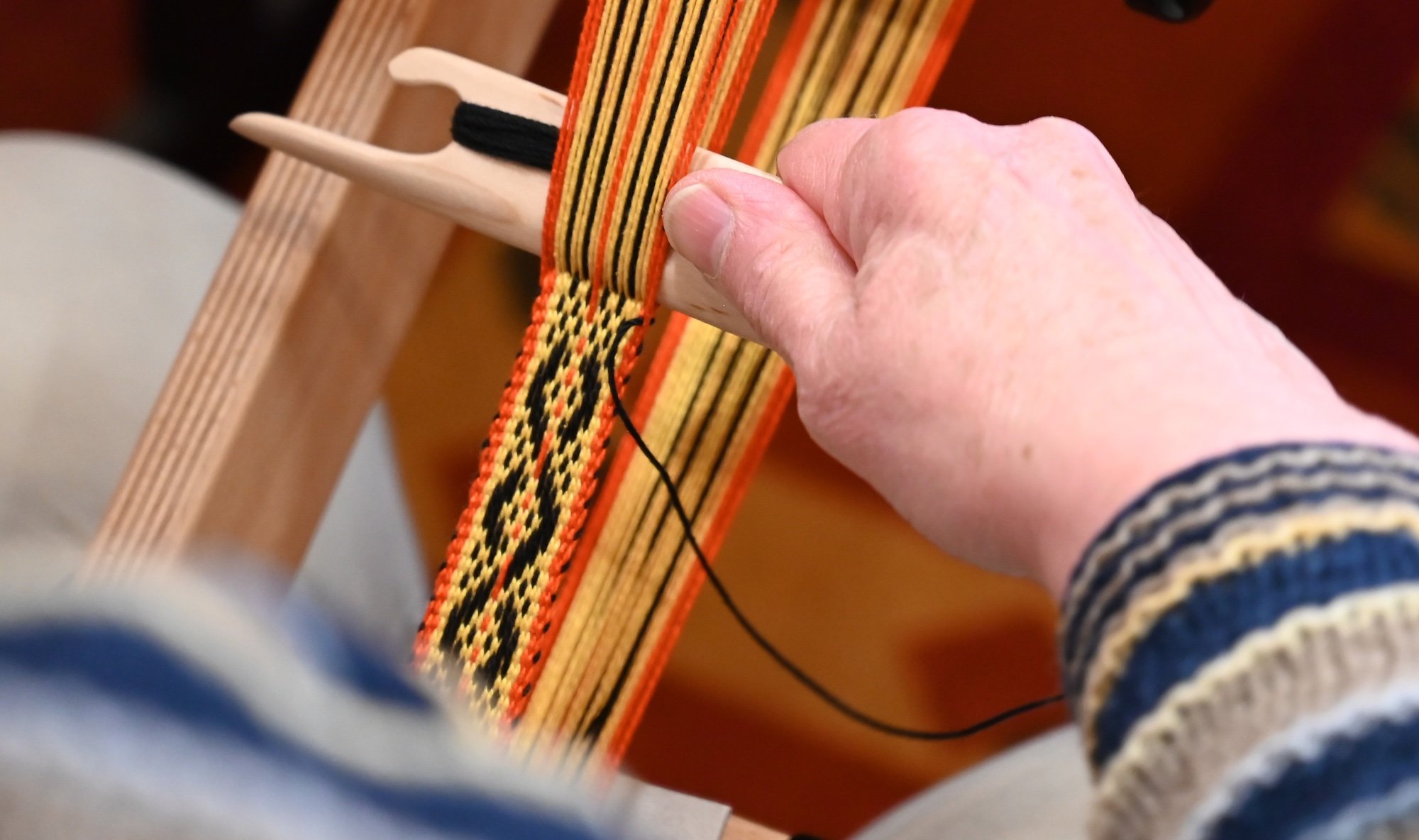 Give Yourself the Gift of a Weaving Getaway Image