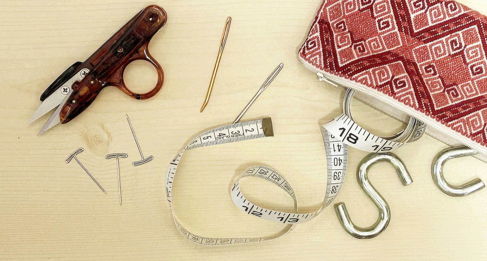 5 Notions Every Rigid-Heddle Weaver Needs Primary Image